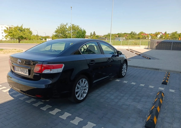 Toyota Avensis cena 35900 przebieg: 177163, rok produkcji 2009 z Świdnik małe 154